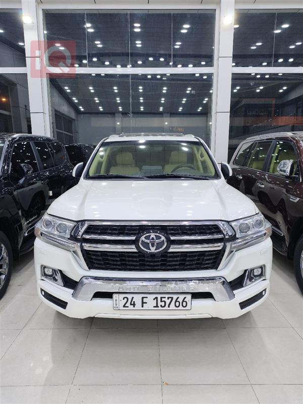 تۆیۆتا لاند کروزەر 2016  بۆ فرۆشتن لە عێراق - دهۆک